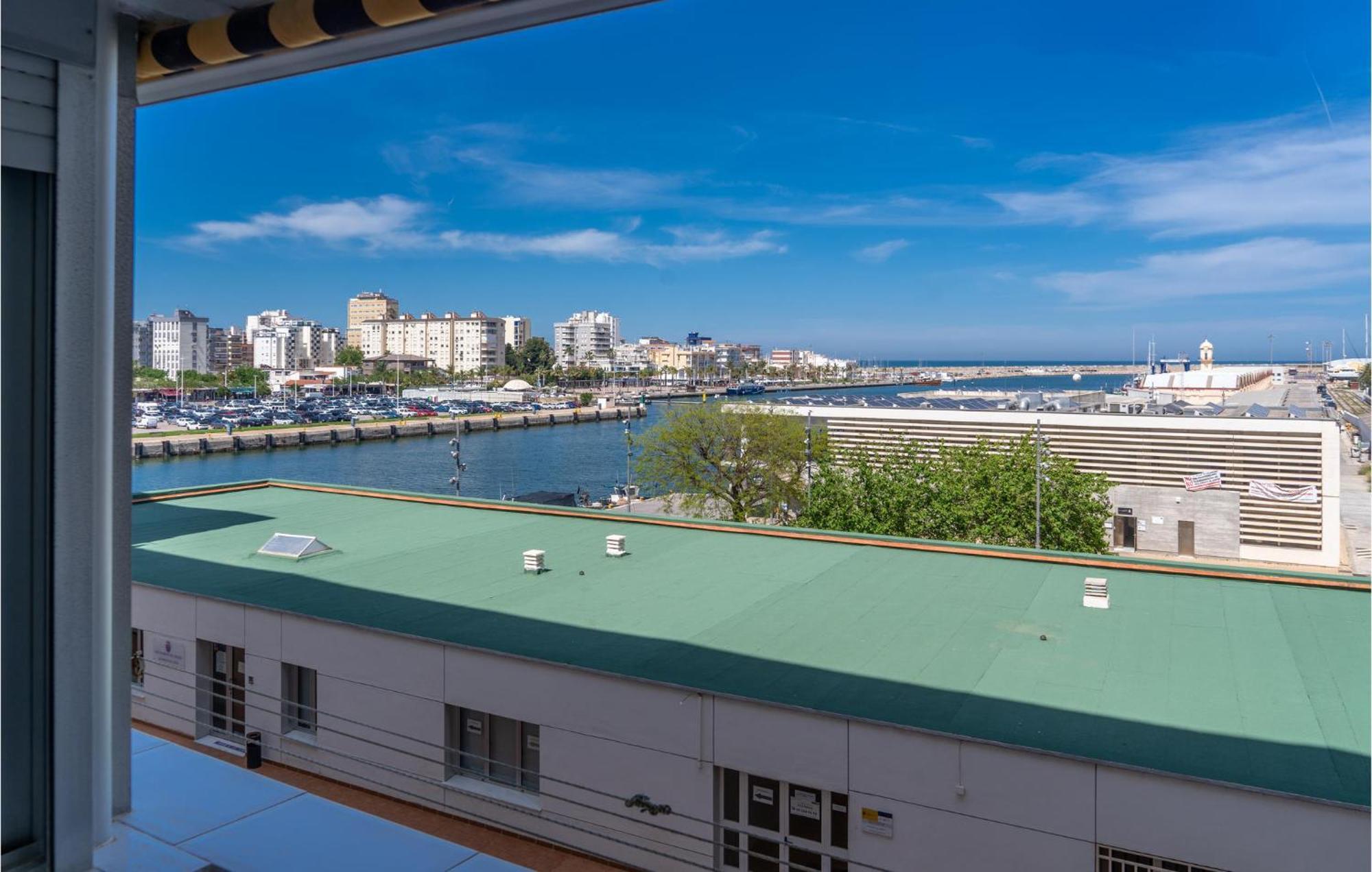 Stunning Apartment In Gandia With Kitchen Dış mekan fotoğraf