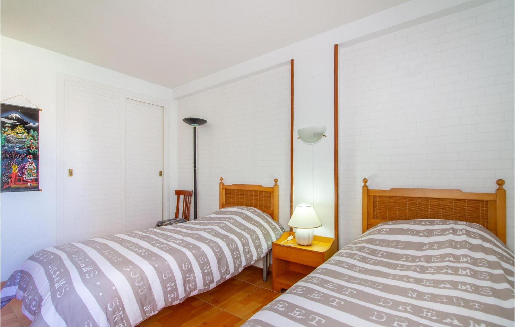 Stunning Apartment In Gandia With Kitchen Dış mekan fotoğraf